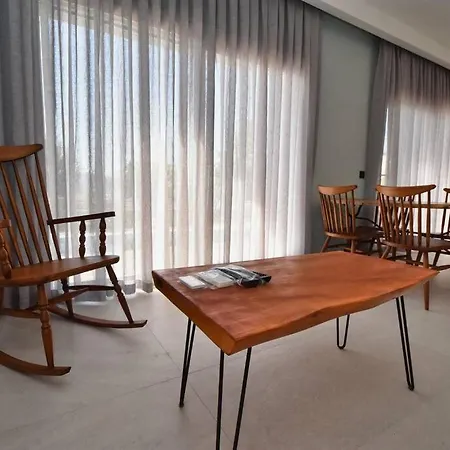 Villa ölüdeniz'e Yakın 3 Yatak Odalı Fethiye