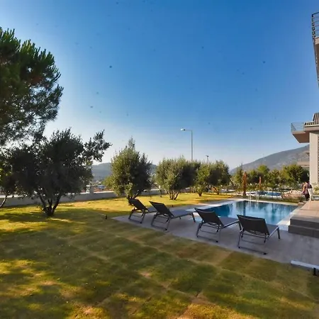Villa ölüdeniz'e Yakın 3 Yatak Odalı *