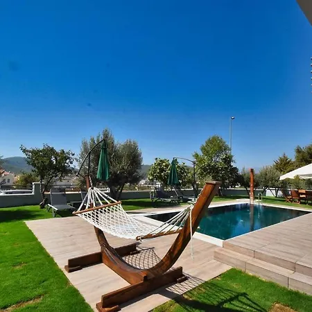 ölüdeniz'e Yakın 3 Yatak Odalı Fethiye
